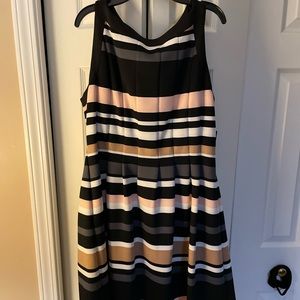 Never been worn! Material nice and thick.